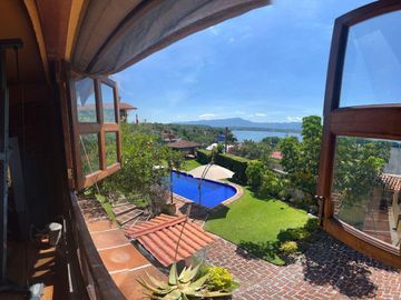 Casa en Venta en Tequesquitengo, Jojutla, Morelos