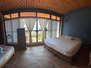 Casa en Venta en Tequesquitengo, Jojutla, Morelos