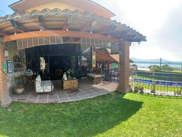 Casa en Venta en Tequesquitengo, Jojutla, Morelos