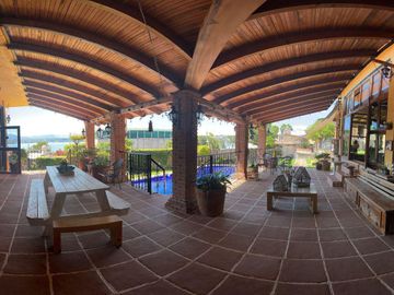 Casa en Venta en Tequesquitengo, Jojutla, Morelos