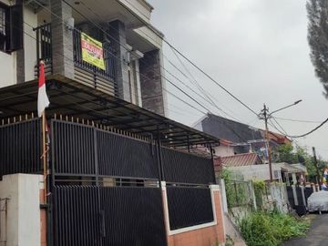 Rumah potensial dan marketable Turangga lengkong kota bandung