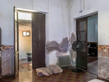 CASA A RECICLAR VENTA MICROCENTRO 293M2