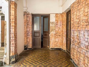 CASA A RECICLAR VENTA MICROCENTRO 293M2