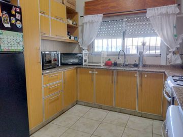 Casa en venta en Burzaco Este