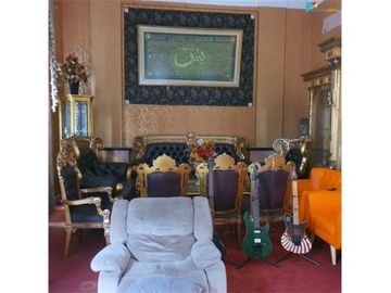 Rumah mewah dengan kolam renang di kemayoran dekat ITC cempaka mas