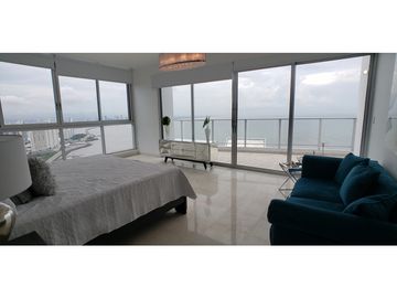 REMATE PENTHOUSE EN PUNTA PACIFICA - 2 PISOS COMPLETOS FRENTE AL MAR