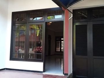 Di jual rumah margorejo indah, surabaya