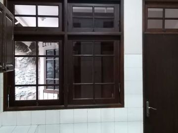 Di jual rumah margorejo indah, surabaya