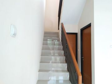 Rumah Siap Huni Sejuk Asri di Pasir Impun Bandung dekat ke Transmart Ujungberung Legalitas SHM, IMB. .
