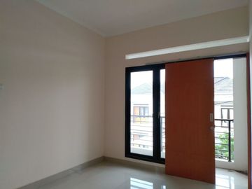 Rumah Siap Huni Sejuk Asri di Pasir Impun Bandung dekat ke Transmart Ujungberung Legalitas SHM, IMB. .