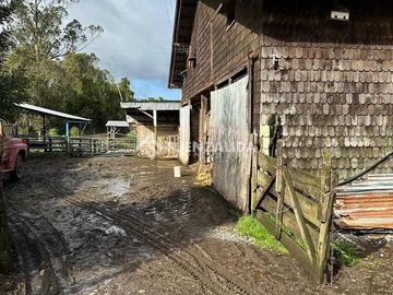 BAJO DE PRECIO Parcela con 3 Galpones en Venta Puerto Varas