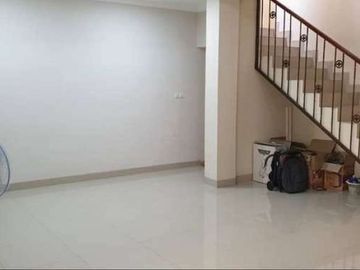 NEGO-Disewakan Rumah Siap Huni 2Lt, 3Kamar Tidur-Tangsel-Ciputat Timur