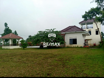 Dijual Vila Hitung Tanah Di Mega Mendung Puncak