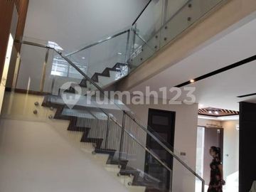 Disewakan Rumah Full Furnished di Banjar Wijaya Tangerang (Min 2Th)