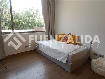 Casa en venta de 7 dorm. en Lo Barnechea
