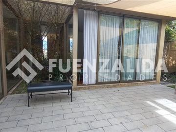 Casa en venta de 7 dorm. en Lo Barnechea