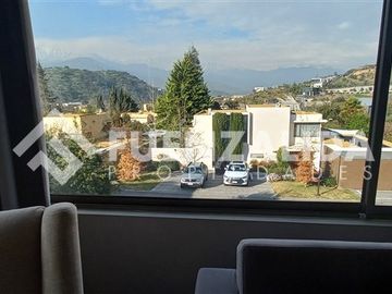 Casa en venta de 7 dorm. en Lo Barnechea