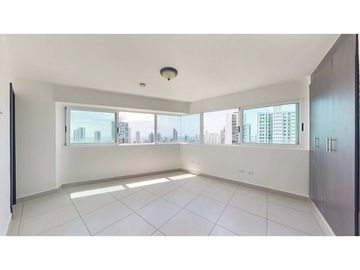 SE VENDE APARTAMENTO 126MT2  >>VISTA PARQUE OMAR<<