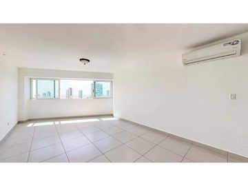 SE VENDE APARTAMENTO 126MT2  >>VISTA PARQUE OMAR<<