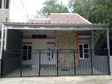 Khusus bulan ini beli rumah mewah ini banyak bonusnya! sawangan depok