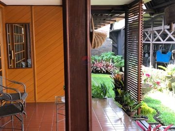 Dijual rumah asri siap huni Jalan Pahlawan Kota Bandung