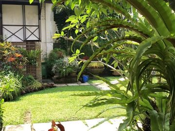 Dijual rumah asri siap huni Jalan Pahlawan Kota Bandung