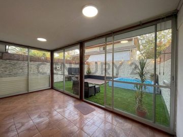 Arriendo Casa dos pisos, Metro Rojas Magallanes