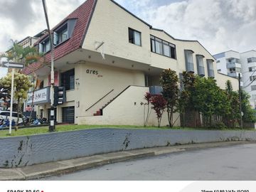 comercial (casa para comercio) en venta en av. 30 de agosto. Cod V19399
