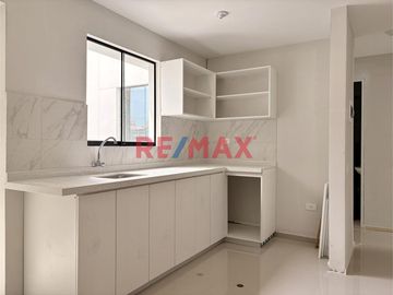 🎯 ¡Tu nuevo depa te espera en Los Pinos! Entrega en julio 🗓️

¿Buscas un departamento moderno, bien ubicado y sin pagar alcabala? ¡Esta es tu oportu
