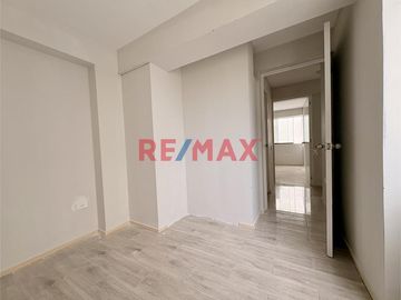 🎯 ¡Tu nuevo depa te espera en Los Pinos! Entrega en julio 🗓️

¿Buscas un departamento moderno, bien ubicado y sin pagar alcabala? ¡Esta es tu oportu