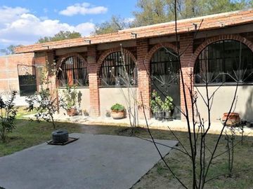 SAN FELIPE GTO.: ESPLENDIDO RANCHO CON POZO, SISTEMA DE RIEGO Y MANANTIAL.