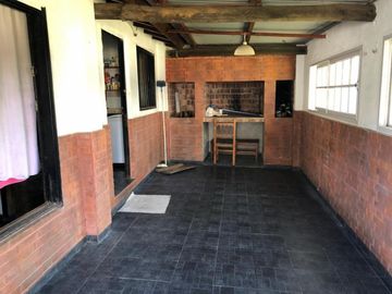 2 Casas En Venta a 50 mts. Ruta 5 - Francisco Alvarez, Moreno