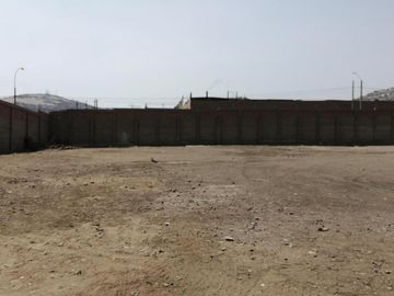 TERRENO INDUSTRIAL CON TRES FRENTES EN AV. REVOLUCIÓN - VENTANILLA