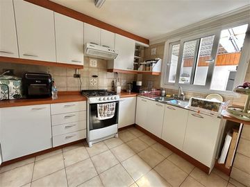 Casa en arriendo de 6D. Disponible 1 de noviembre 2026