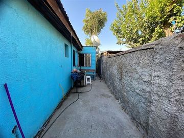 Casa en Venta en Av. Teniente Cruz / Dubroknik