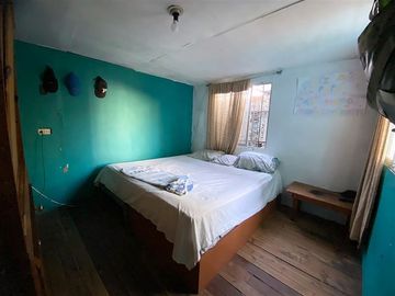 Casa en Venta en Av. Teniente Cruz / Dubroknik