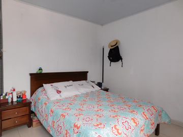 casa en venta en el manantial. Cod V77713
