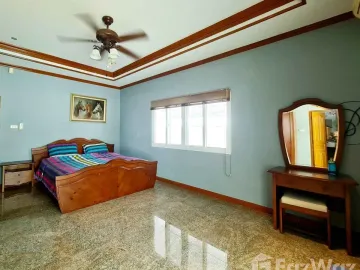 3 Bedroom Villa for sale at Sunset Village