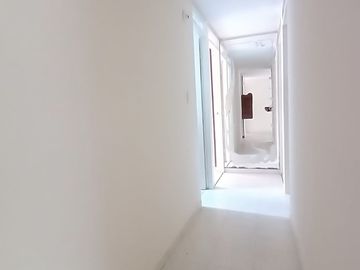 🌟 ¡Oportunidad única para tu negocio en Chiclayo! 🌟

🏢 Te presentamos este local comercial de un piso, situado en la estratégica ubicación de la cal