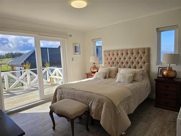 Casa en venta de 6 dorm. en Puerto Varas