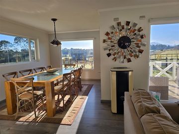Casa en venta de 6 dorm. en Puerto Varas