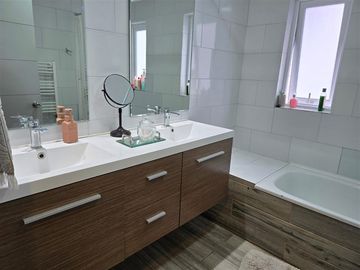 Casa en venta de 6 dorm. en Puerto Varas
