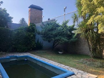 Chalet en venta en Merlo Sur
