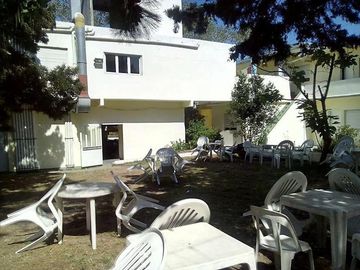 Mar de ajo Hostel 47 hab parque parrilla estacionamiento