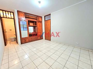 🏡 ¡OPORTUNIDAD ÚNICA EN PIURA! 🏡
CASA EN VENTA EN SANTA MARIA DEL PINAR, Ubicada detrás del Policlínico del Niño y frente al Parque 🌳.

📍 Ubicación