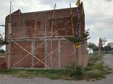 TERLARIS DI KOTA JOGJA RUMAH MEZZANINE 2 LANTAI KAWASAN RAMAI