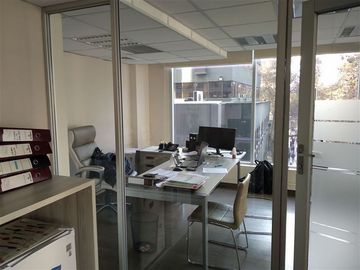 Oficina en Venta en Av. Providencia/ Antonio Bellet