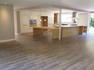 casa en venta en santa ana occidental-usaquén. Cod V7220