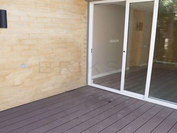 casa en venta en santa ana occidental-usaquén. Cod V7220