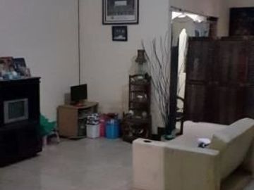 Rumah Nyaman di Cisaranten Arcamanik Dekat Antapani